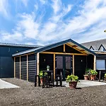 Der Valk Volendam - Recently Renovated Hotel