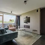 Der Valk Volendam - Recently Renovated Hotel Katwoude