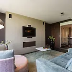 Hotel Der Valk Volendam - Recently Renovated Katwoude
