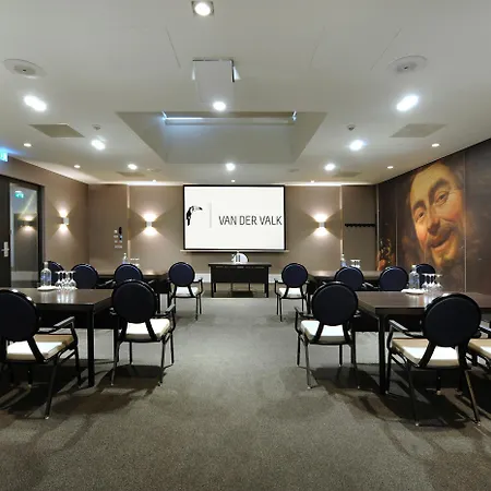 Otel Der Valk Volendam - Recently Renovated 4*