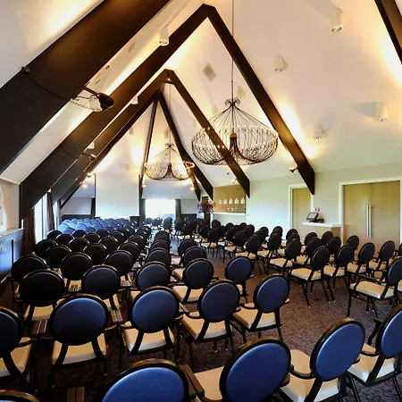 Der Valk - Recently Renovated Hotel 4*