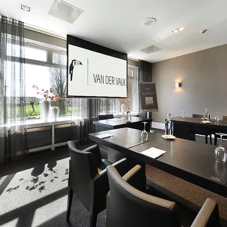 Hotel Der Valk - Recently Renovated 4*