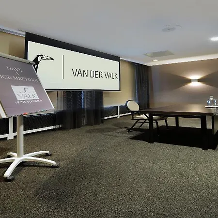 Der Valk - Recently Renovated Hotel