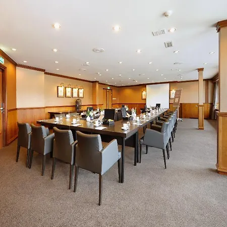 Der Valk - Recently Renovated 4*