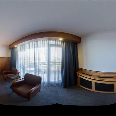 Der Valk Volendam - Recently Renovated 4* Purmer