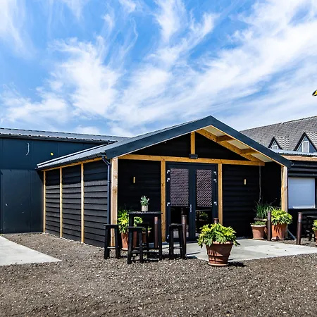 Der Valk Volendam - Recently Renovated Otel