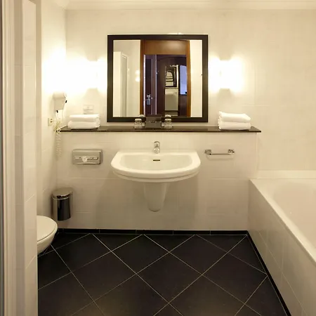 Der Valk Volendam - Recently Renovated 4*