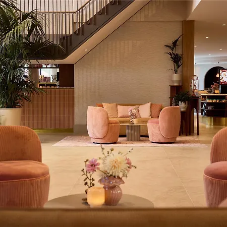 Der Valk Volendam - Recently Renovated Hotel Katwoude