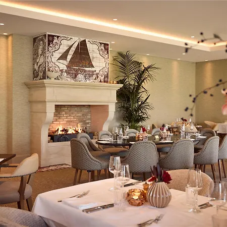 Der Valk Volendam - Recently Renovated Hotel Katwoude