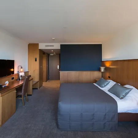 Der Valk - Recently Renovated Hotel Volendam