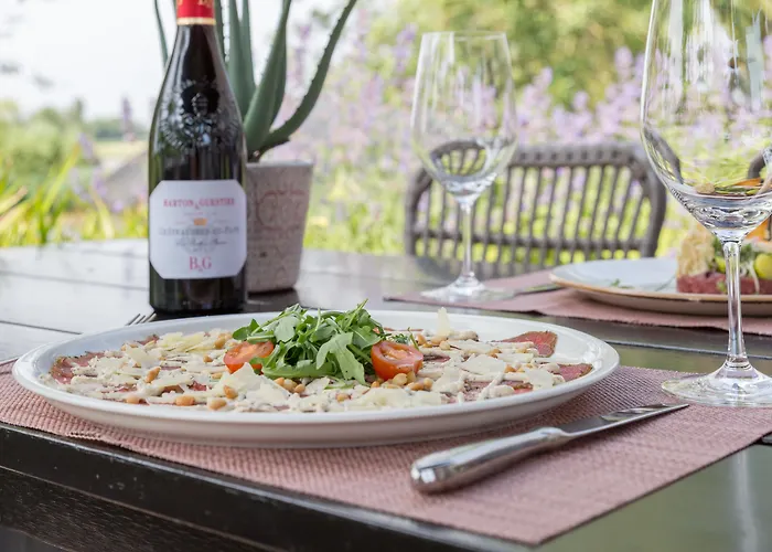 Hotel Der Valk Volendam - Recently Renovated 4*