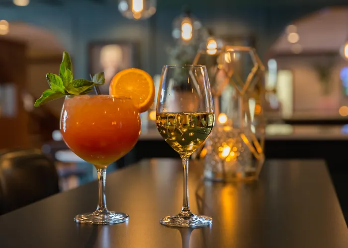 Der Valk Volendam - Recently Renovated Hotel Katwoude