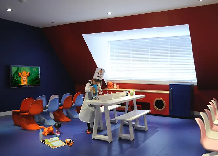 Der Valk Volendam - Recently Renovated Hotel Katwoude