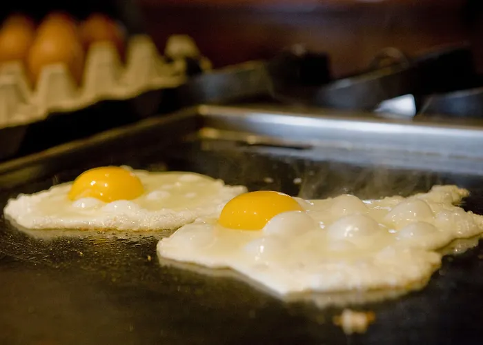 Der Valk Volendam - Recently Renovated Hotel Katwoude