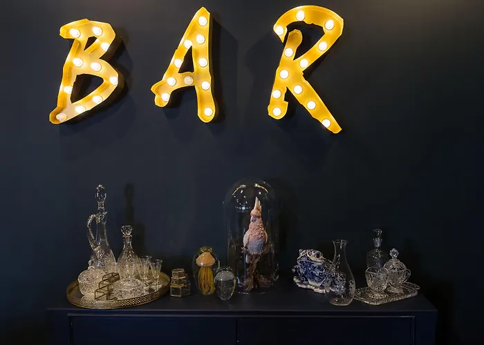 Der Valk Volendam - Recently Renovated Hotel Katwoude