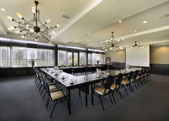 Der Valk Volendam - Recently Renovated Hotel 4*