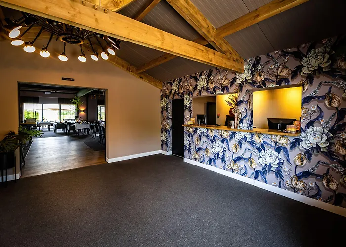 Hotel Der Valk Volendam - Recently Renovated Katwoude