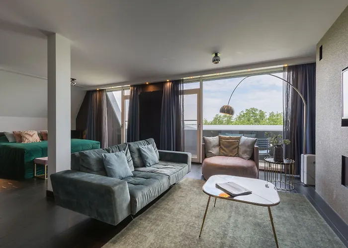 Der Valk Volendam - Recently Renovated Katwoude