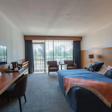 Der Valk Volendam - Recently Renovated Hotel