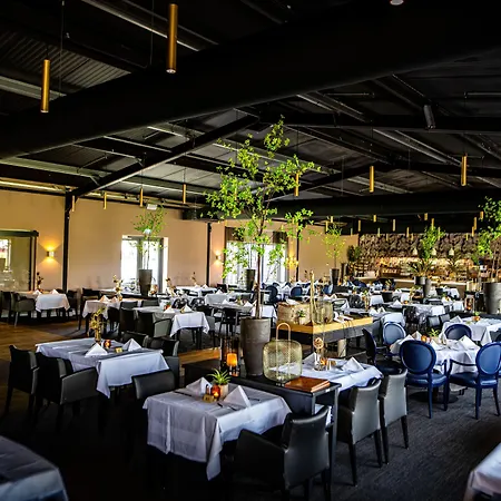 Der Valk Volendam - Recently Renovated Hotel 4*